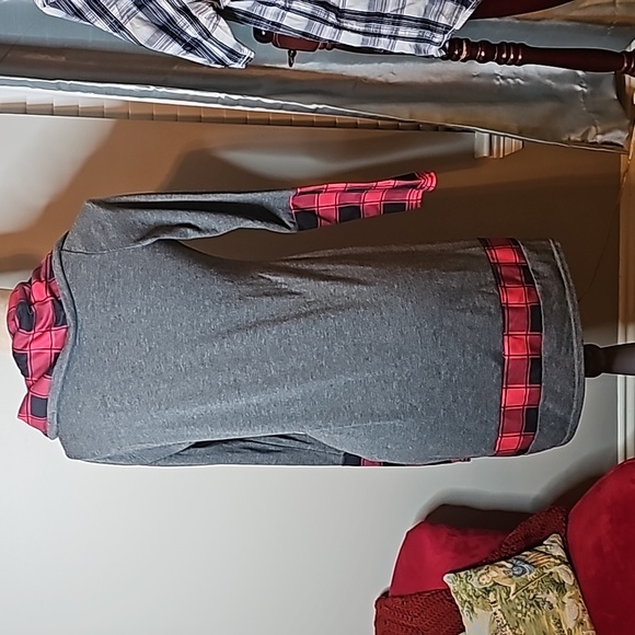 Tunic - Picture 4 of 6